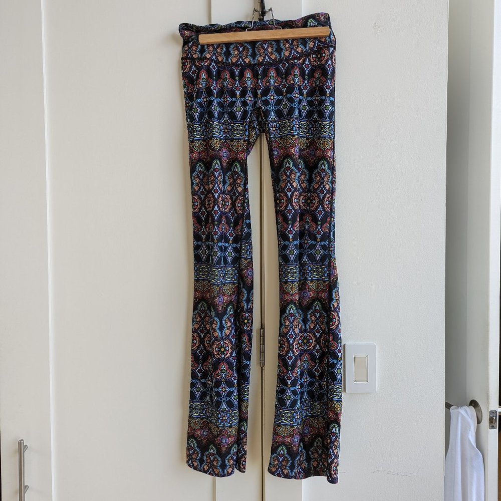 Patterned Workout Leggings Flare Size S